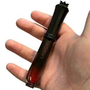 LA Splash Wickedly Divine Matte Liquid Lipstick Red Vampire’s Fang 14906